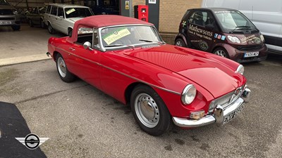 Lot 842 - 1965 MG B