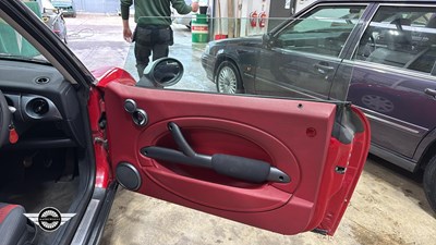 Lot 844 - 2003 MINI MINI ONE