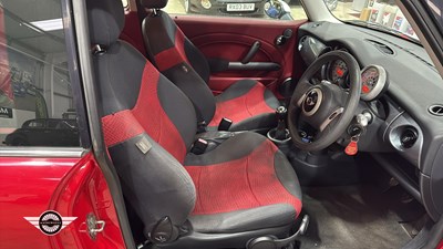 Lot 844 - 2003 MINI MINI ONE