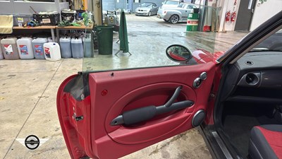 Lot 844 - 2003 MINI MINI ONE