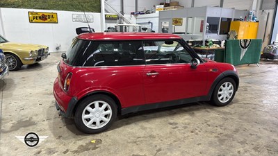 Lot 844 - 2003 MINI MINI ONE