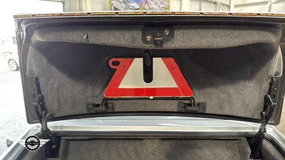 Lot 856 - 1994 MERCEDES E320 AUTO