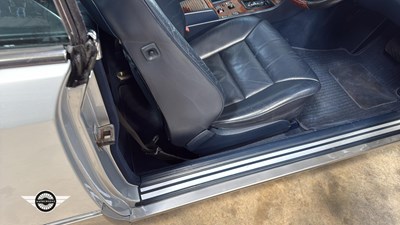 Lot 856 - 1994 MERCEDES E320 AUTO