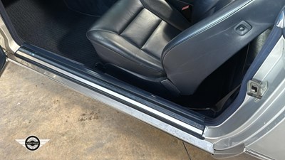 Lot 856 - 1994 MERCEDES E320 AUTO