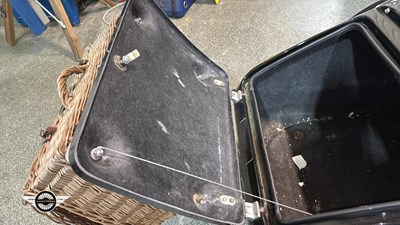 Lot 42 - 1996 TRIUMPH AND WATSONIAN SIDECAR