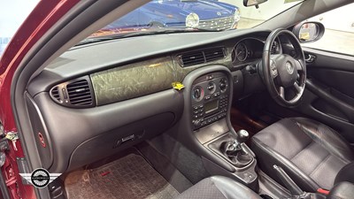 Lot 822 - 2004 JAGUAR X-TYPE SPORT D
