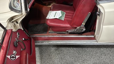 Lot 270 - 1965 MERCEDES