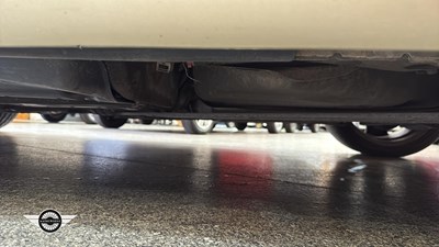 Lot 52 - 2005 LEXUS SC 430 AUTO