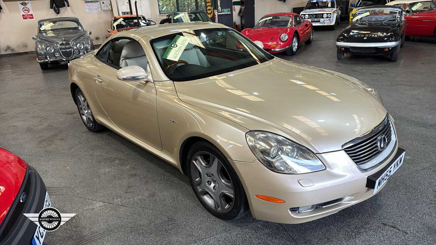 Lot 52 - 2005 LEXUS SC 430 AUTO