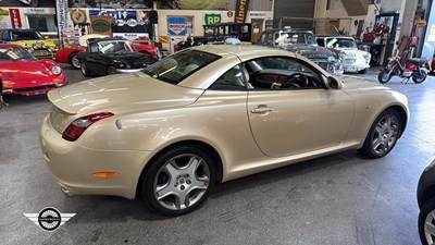 Lot 52 - 2005 LEXUS SC 430 AUTO