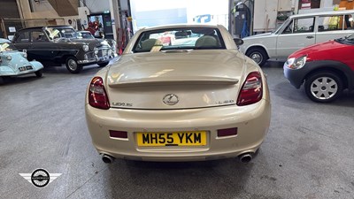 Lot 52 - 2005 LEXUS SC 430 AUTO