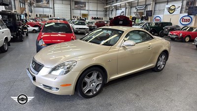 Lot 52 - 2005 LEXUS SC 430 AUTO