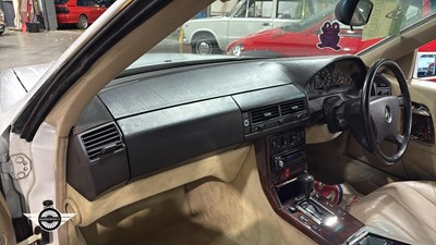 Lot 636 - 1991 MERCEDES