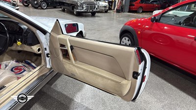 Lot 636 - 1991 MERCEDES