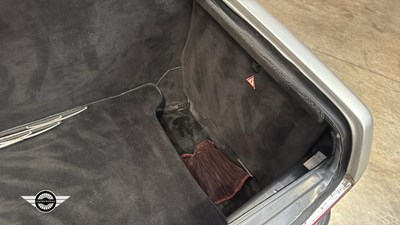Lot 16 - 1988 MERCEDES 500 SL AUTO