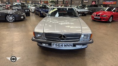 Lot 16 - 1988 MERCEDES 500 SL AUTO