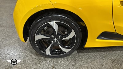 Lot 862 - 2016 HONDA