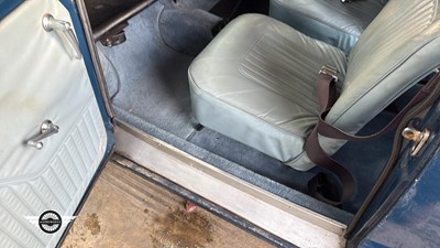 Lot 92 - 1966 MORRIS MINOR 1000