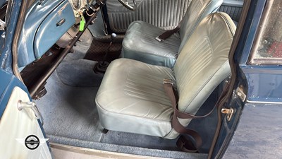 Lot 92 - 1966 MORRIS MINOR 1000