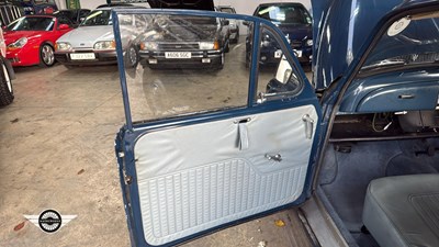 Lot 92 - 1966 MORRIS MINOR 1000