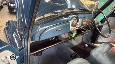 Lot 92 - 1966 MORRIS MINOR 1000