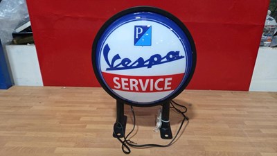 Lot 39 - VESPA , DOUBLE SIDED LIGHT UP SIGN 10" DIA