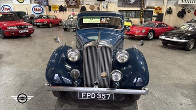 Lot 892 - 1937 ROVER