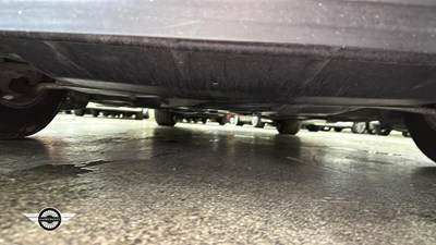 Lot 2 - 1998 BMW 520I SE AUTO