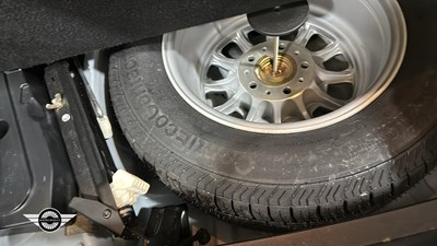 Lot 2 - 1998 BMW 520I SE AUTO