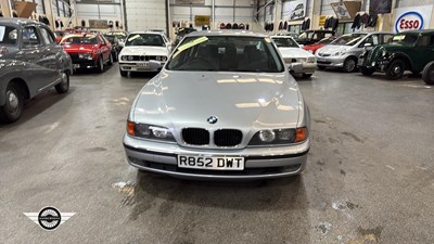 Lot 2 - 1998 BMW 520I SE AUTO
