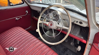 Lot 899 - 1963 HILLMAN MINX DE-LUXE