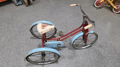 Lot 17 - CHILDS RALEIGH WINKIE TRIKE