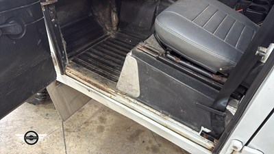 Lot 690 - 2011 LAND ROVER DEFENDER 130 HCPU TD D/C