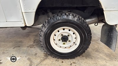 Lot 690 - 2011 LAND ROVER DEFENDER 130 HCPU TD D/C