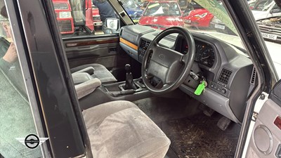 Lot 852 - 1995 LAND ROVER RANGE ROVER VOGUE