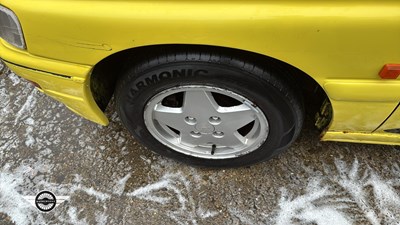 Lot 884 - 1995 FORD ESCORT SI