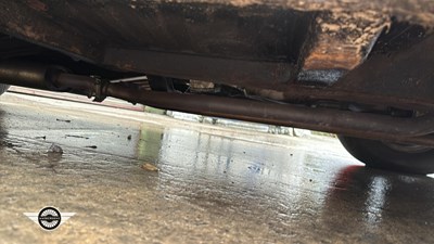 Lot 890 - 1976 TRIUMPH STAG