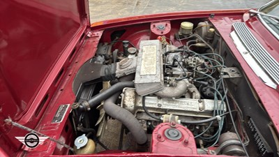 Lot 890 - 1976 TRIUMPH STAG