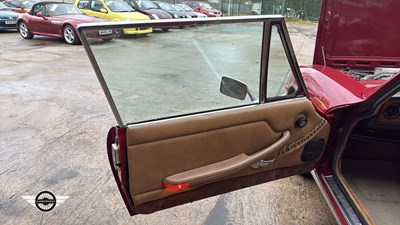 Lot 890 - 1976 TRIUMPH STAG