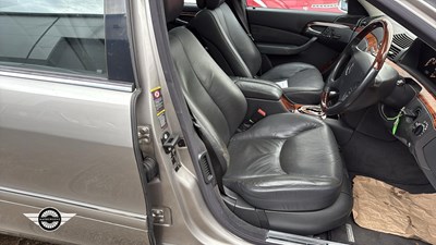 Lot 322 - 2004 MERCEDES S500L AUTO