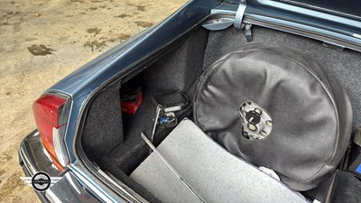 Lot 238 - 1989 JAGUAR XJS HE AUTO