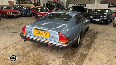 Lot 238 - 1989 JAGUAR XJS HE AUTO