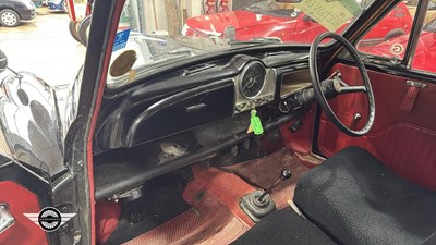 Lot 122 - 1966 MORRIS MINOR 1000