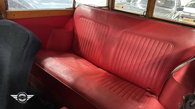 Lot 122 - 1966 MORRIS MINOR 1000