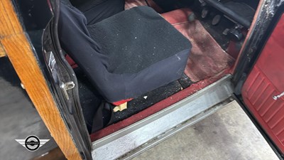 Lot 122 - 1966 MORRIS MINOR 1000