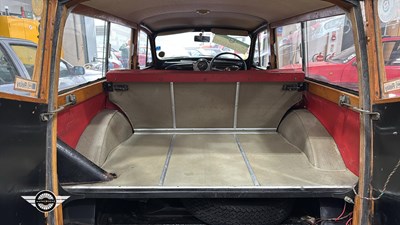 Lot 122 - 1966 MORRIS MINOR 1000