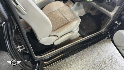 Lot 216 - 1999 VOLKSWAGEN LUPO E