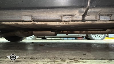 Lot 330 - 1988 BMW 750 IL AUTO