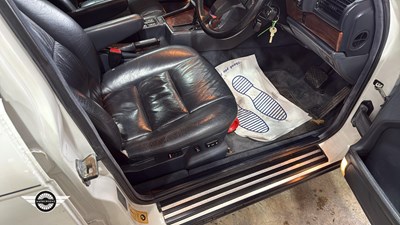 Lot 330 - 1988 BMW 750 IL AUTO