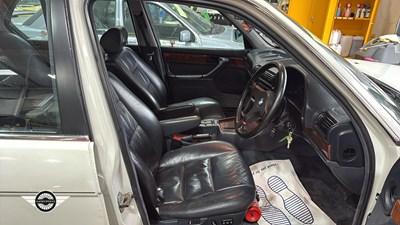 Lot 330 - 1988 BMW 750 IL AUTO